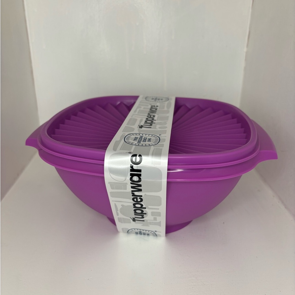 Tupperware Purple Food Container - Picture 2 of 3